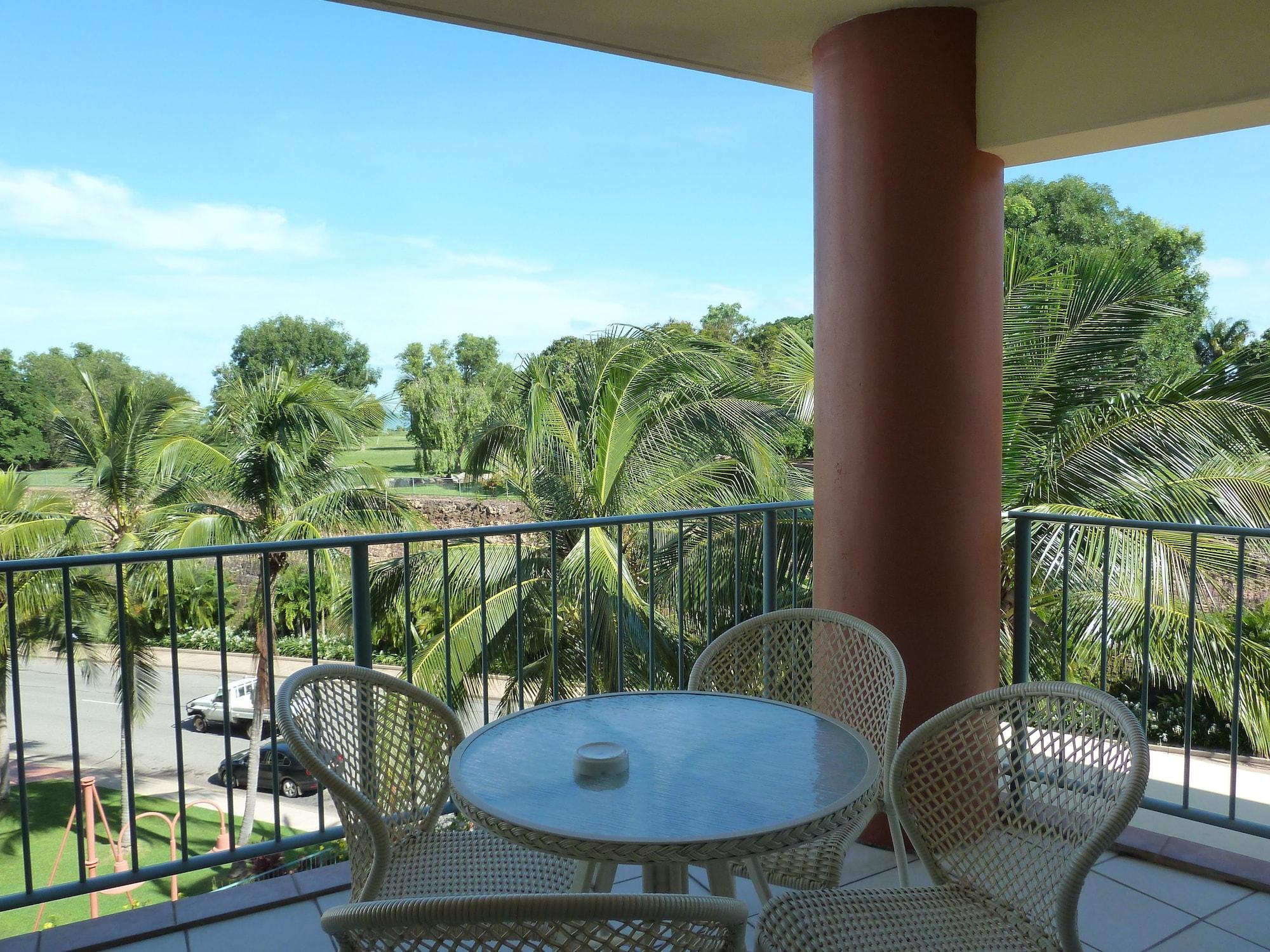 Cullen Bay Resorts Darwin Exteriör bild