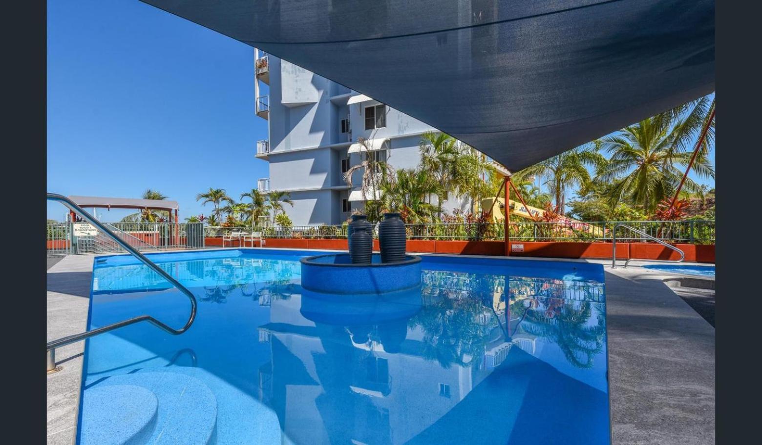 Cullen Bay Resorts Darwin Exteriör bild