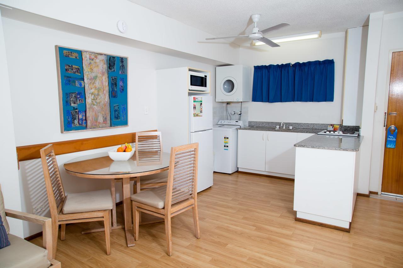 Cullen Bay Resorts Darwin Exteriör bild