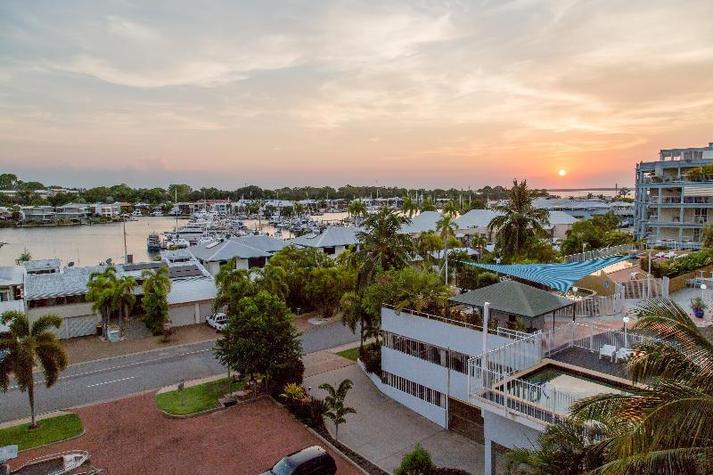 Cullen Bay Resorts Darwin Exteriör bild