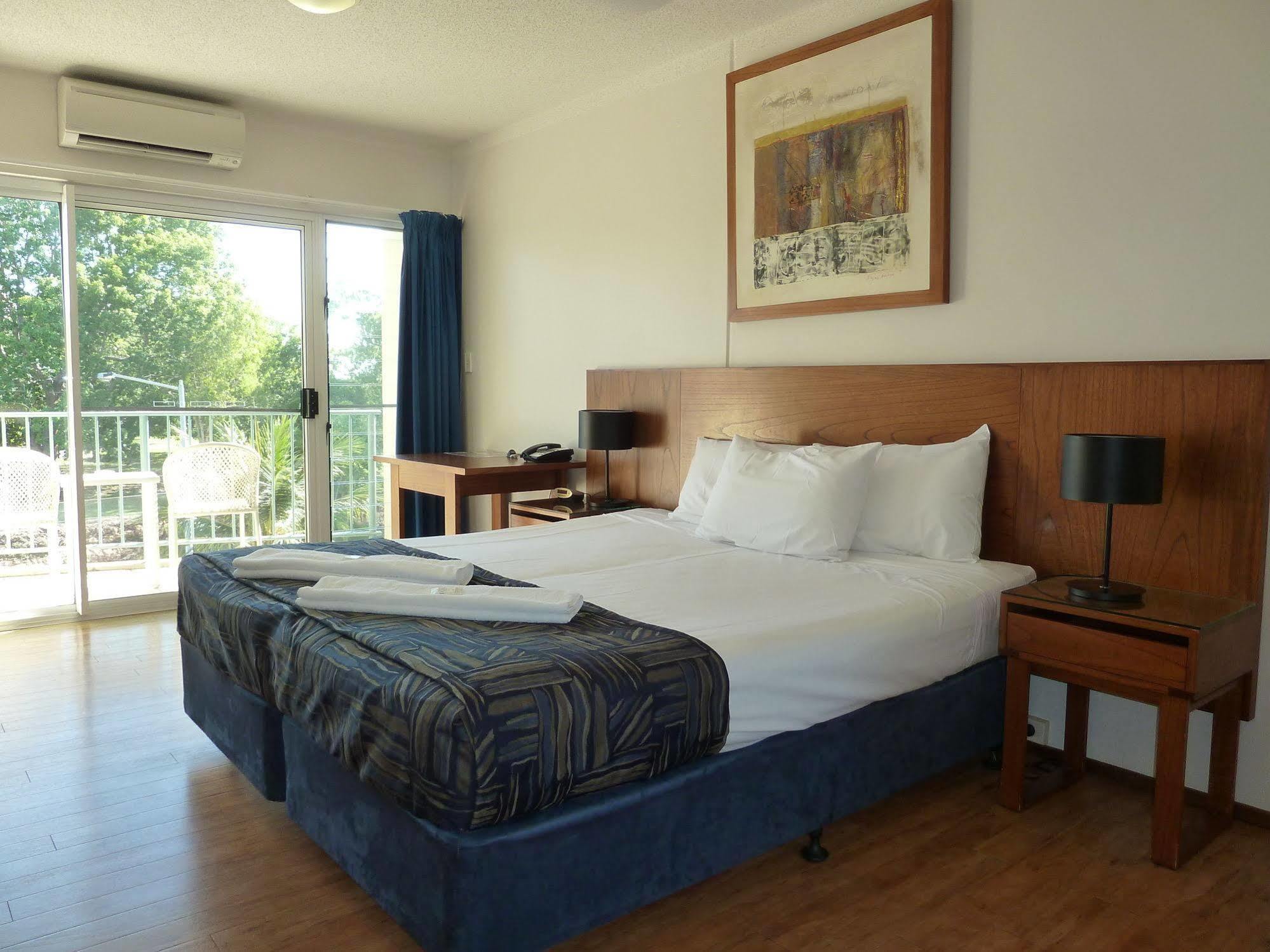Cullen Bay Resorts Darwin Exteriör bild
