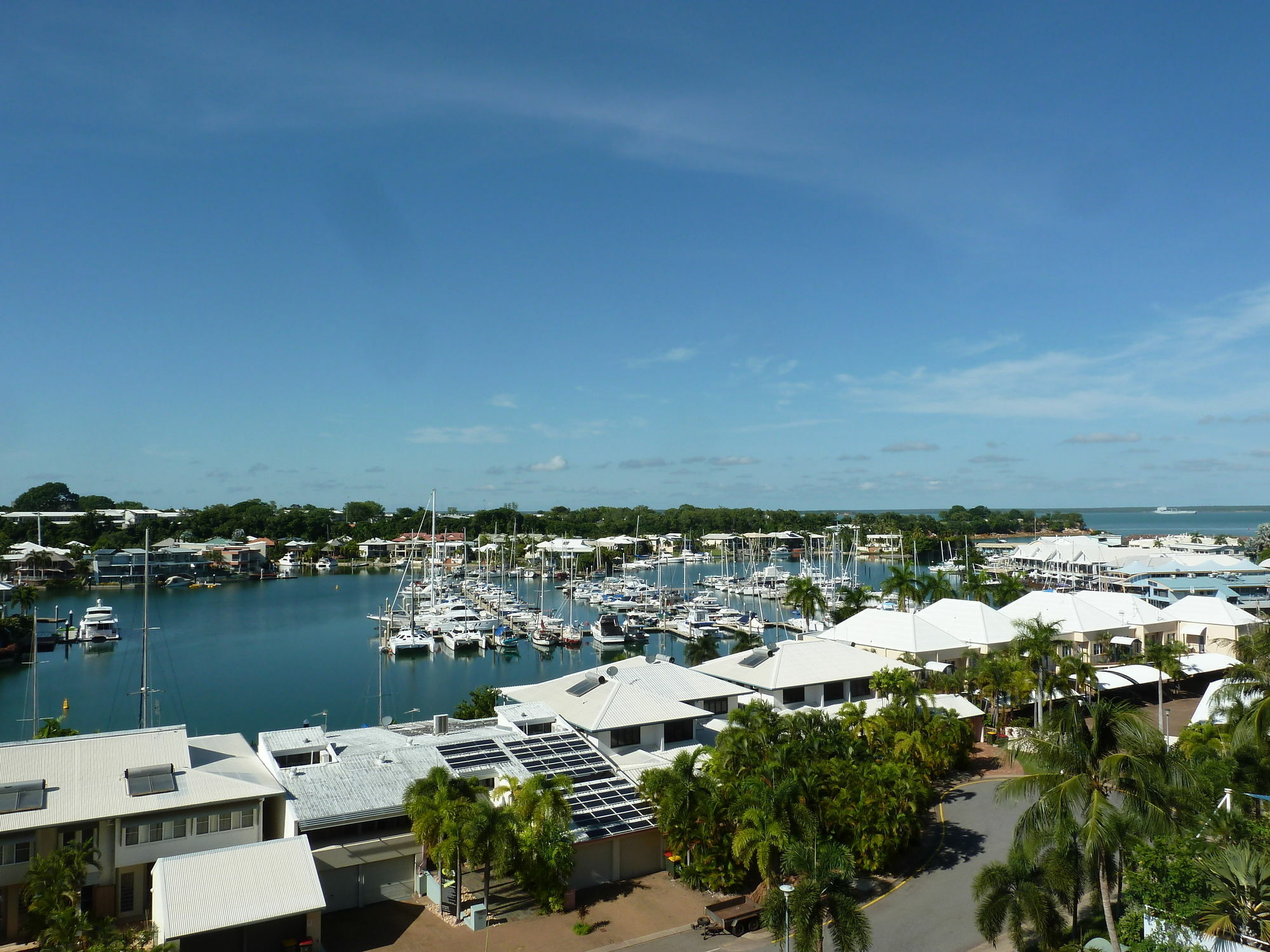 Cullen Bay Resorts Darwin Exteriör bild