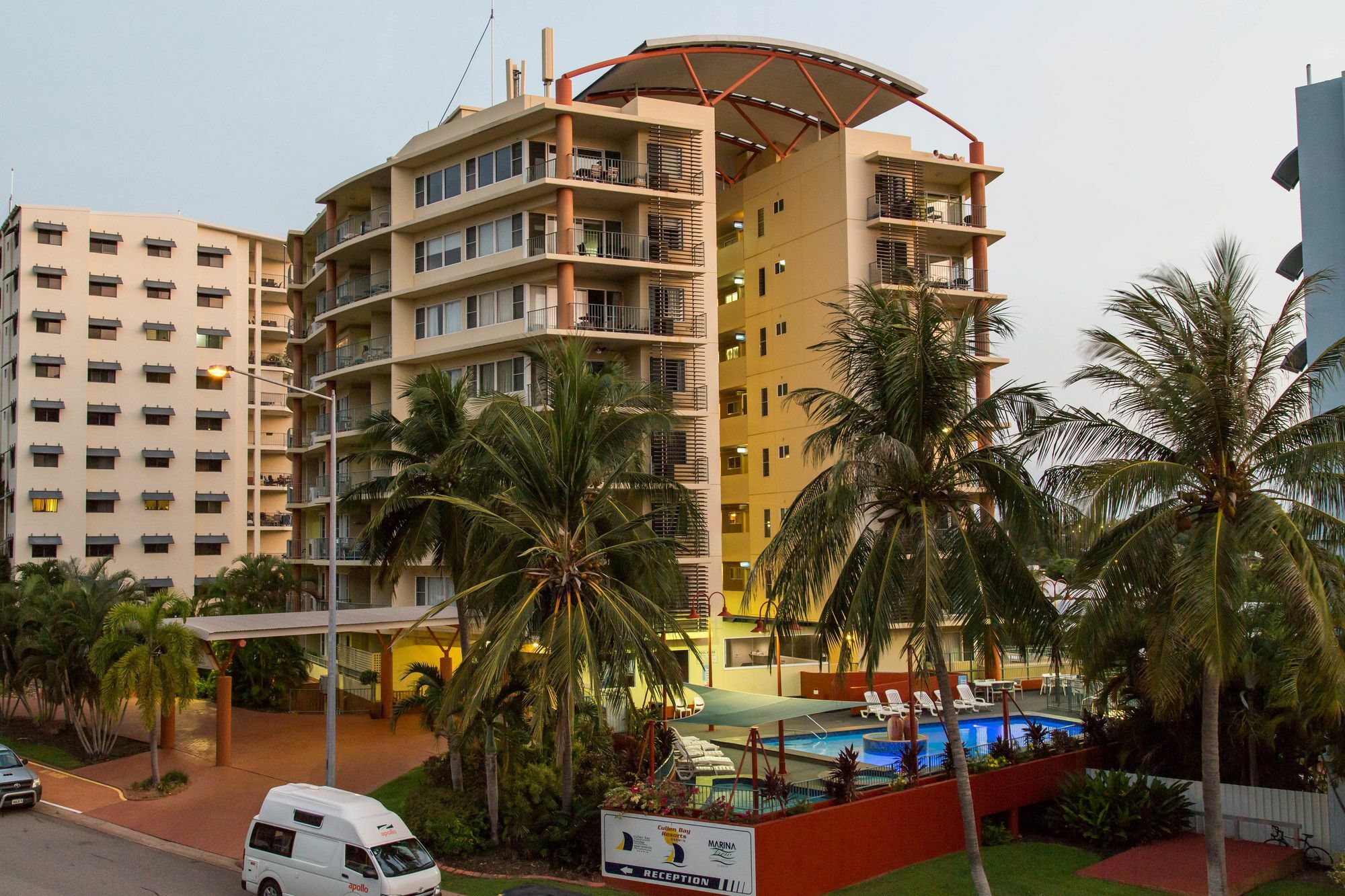 Cullen Bay Resorts Darwin Exteriör bild