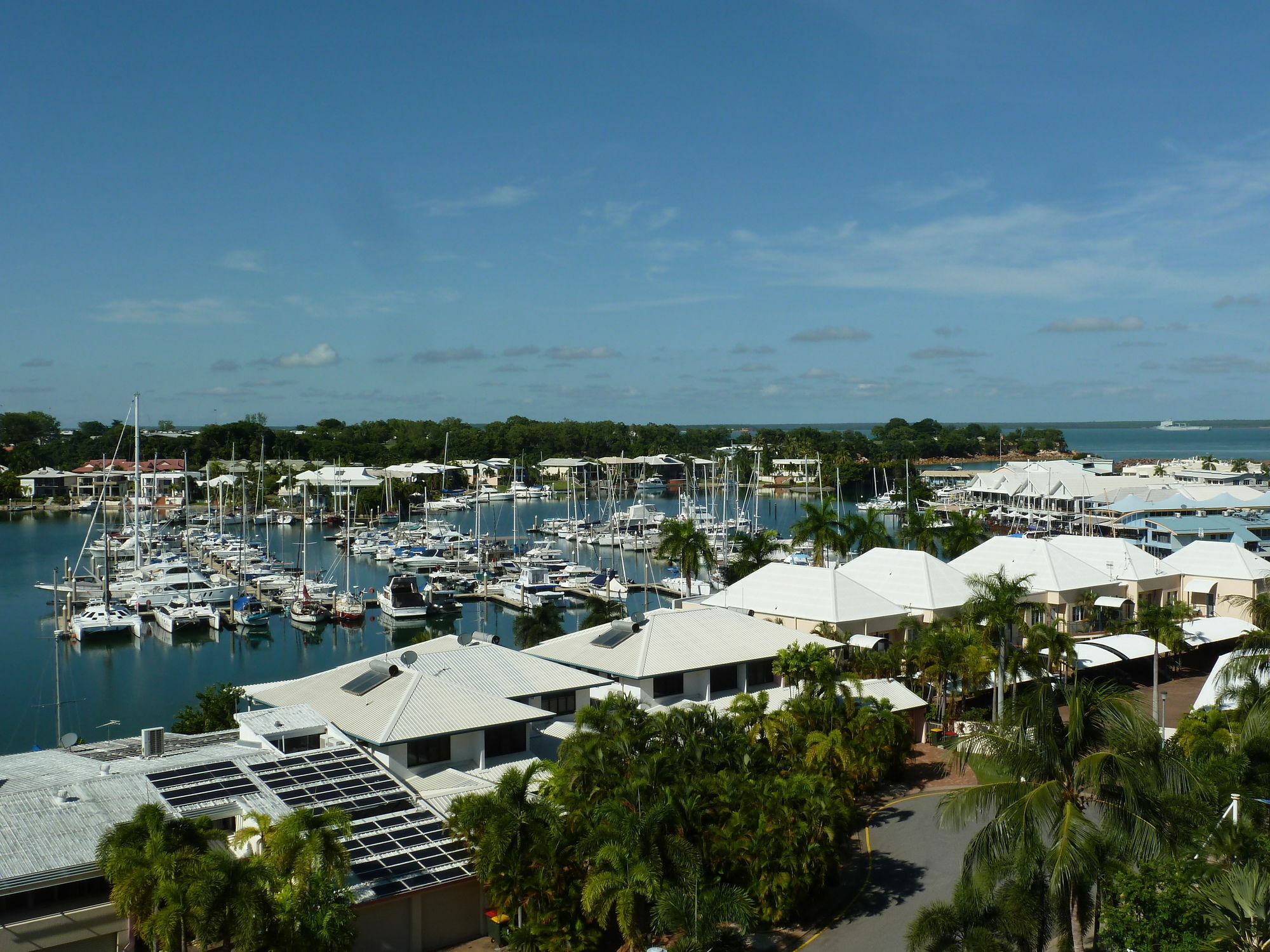 Cullen Bay Resorts Darwin Exteriör bild